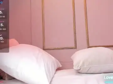 Zoeysnow  live sex cam