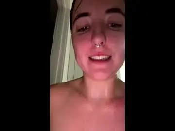 Alienooogirl  live sex cam