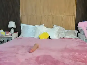 Alishoward  live sex cam