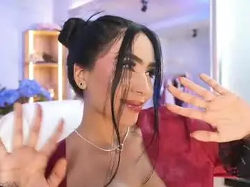 Elasummeer  live sex cam