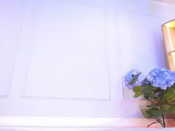 Elasummeer  live sex cam