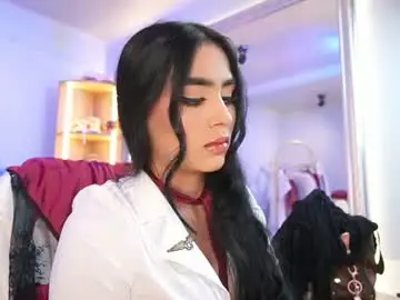 Elasummeer  live sex cam