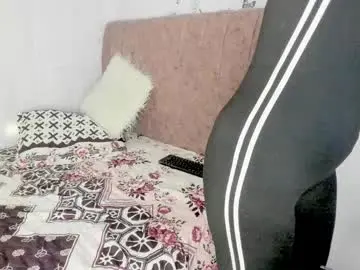 Freyjagoddes34  live sex cam