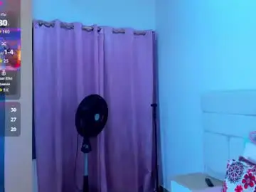 Liaagener  live sex cam