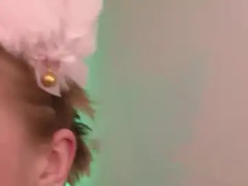 Lucyluice  live sex cam