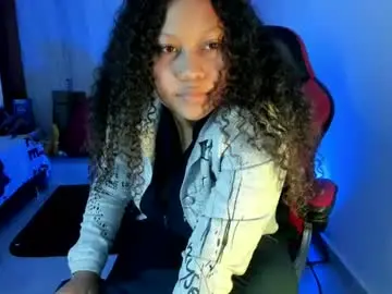 Lunastar02  live sex cam