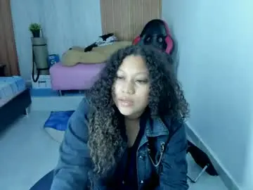Lunastar02  live sex cam