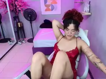 Maggy_t18  live sex cam