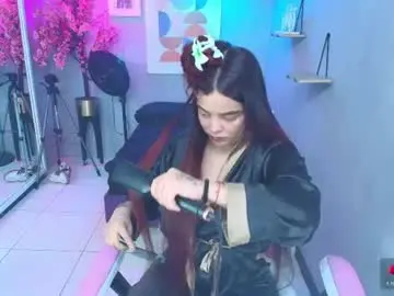 Maggy_t18  live sex cam