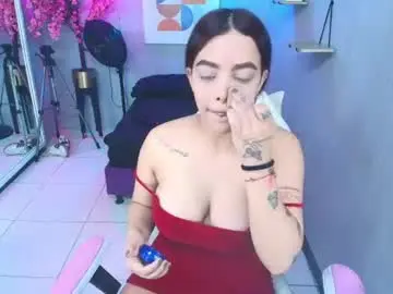 Maggy_t18  live sex cam