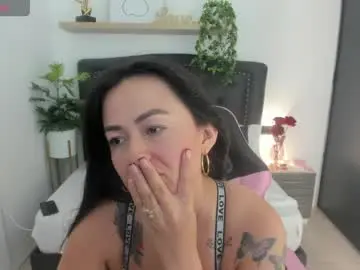 Saharareid  live sex cam