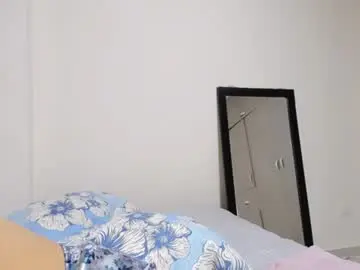X_adeline_  live sex cam