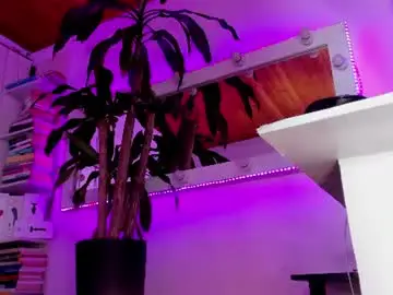 _asscutebig_  live sex cam