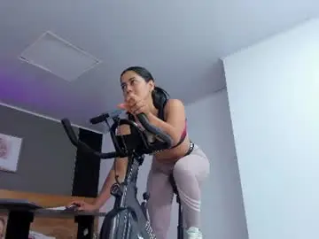 Cristal_crossfit  live sex cam