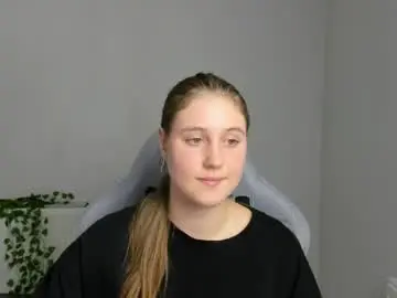 Emma_sweettyy  live sex cam