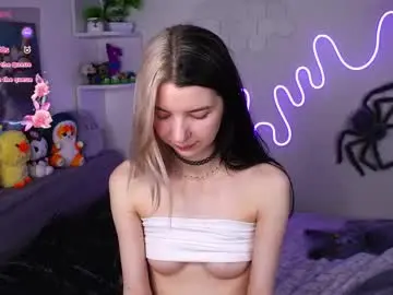 Emmie_everly  live sex cam