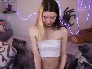 Emmie_everly  live sex cam