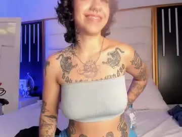 Julimonroe19  live sex cam