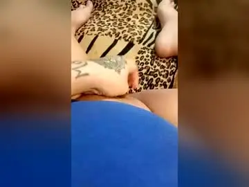 Julitattoo  live sex cam