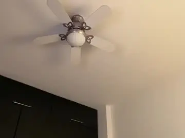 Latinella  live sex cam