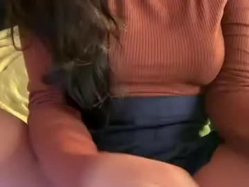 Latinella  live sex cam