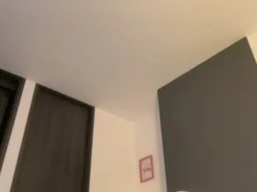 Latinella  live sex cam