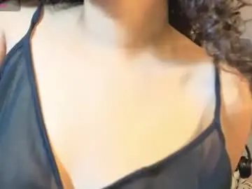 Mia_blue_b  live sex cam