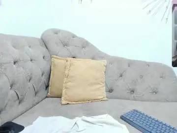 Miah_bigboobs  live sex cam