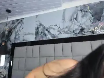 Miah_bigboobs  live sex cam