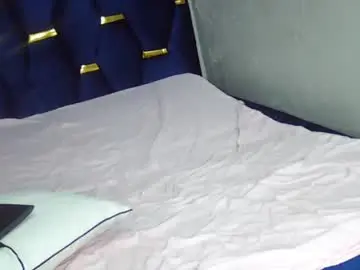 Missfreaky21  live sex cam