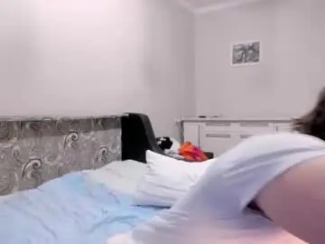 Princessfoxyx  live sex cam