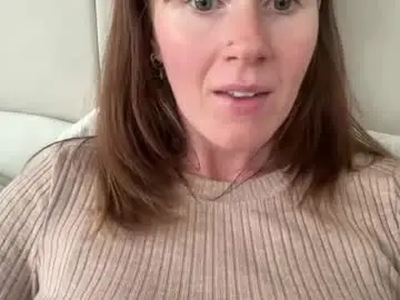 Red_head_rosie_69  live sex cam