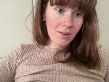 Red_head_rosie_69  live sex cam