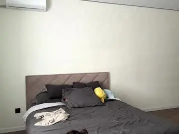 Starrorellana  live sex cam