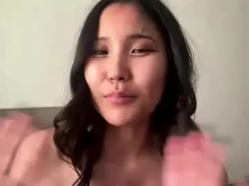 Starrorellana  live sex cam