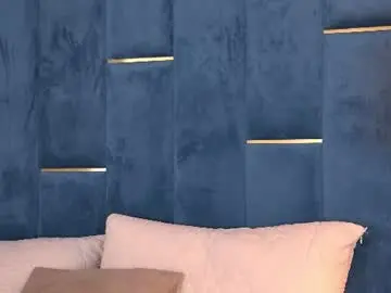 Yasminaluna  live sex cam