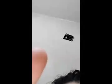 Acuariana1999  live sex cam