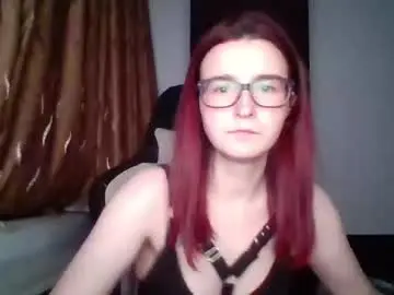 Daissylynn  live sex cam