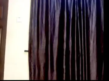 Ebonymelaninqueen  live sex cam