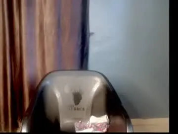 Ebonymelaninqueen  live sex cam
