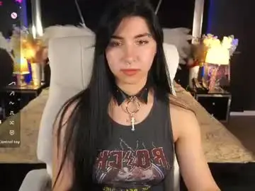 Emilycandys  live sex cam