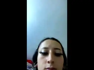 Lia_queen610  live sex cam