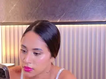 Liashelby  live sex cam