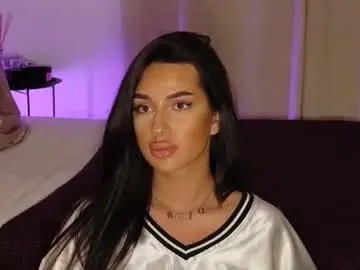 Luanaxdess  live sex cam