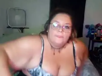 Mamadearest  live sex cam