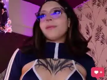 Niarivers  live sex cam