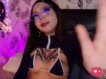 Niarivers  live sex cam