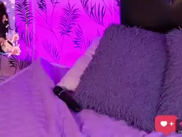 Niarivers  live sex cam