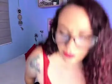 Nicky_lucy_m  live sex cam