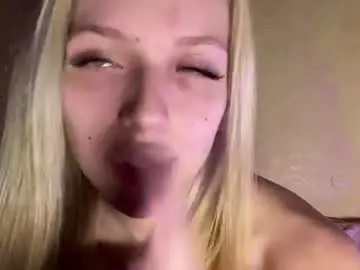 Pearlinesilfies  live sex cam